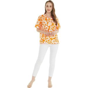 imageHawaiian Print Cotton 2 Pockets Scrub Top in Classic Hibiscus BlueClassic Hibiscus Orange